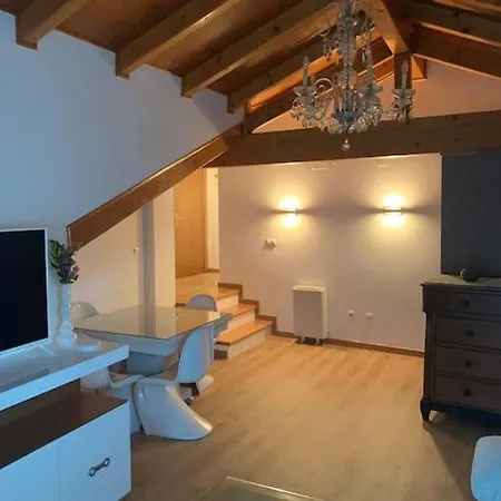 Agarimo Burgas * Ουρένσε